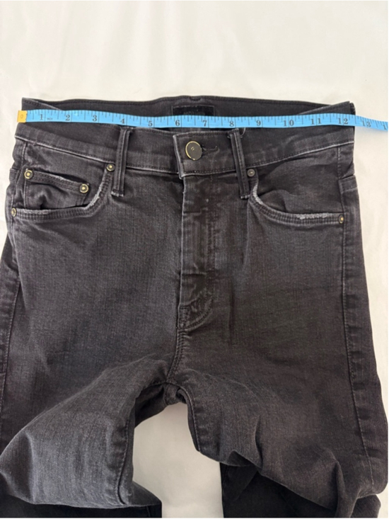 MOTHER The Weekender Flare Jeans Sz 24 Not Guilty Black EUC - Picture 12 of 14